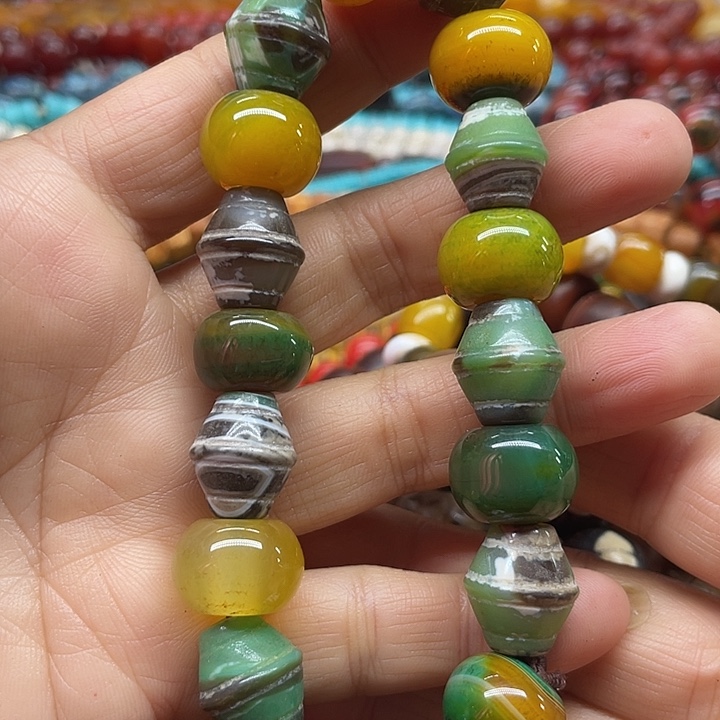 玛瑙/玉髓未镶嵌玛瑙项链。手链珠子