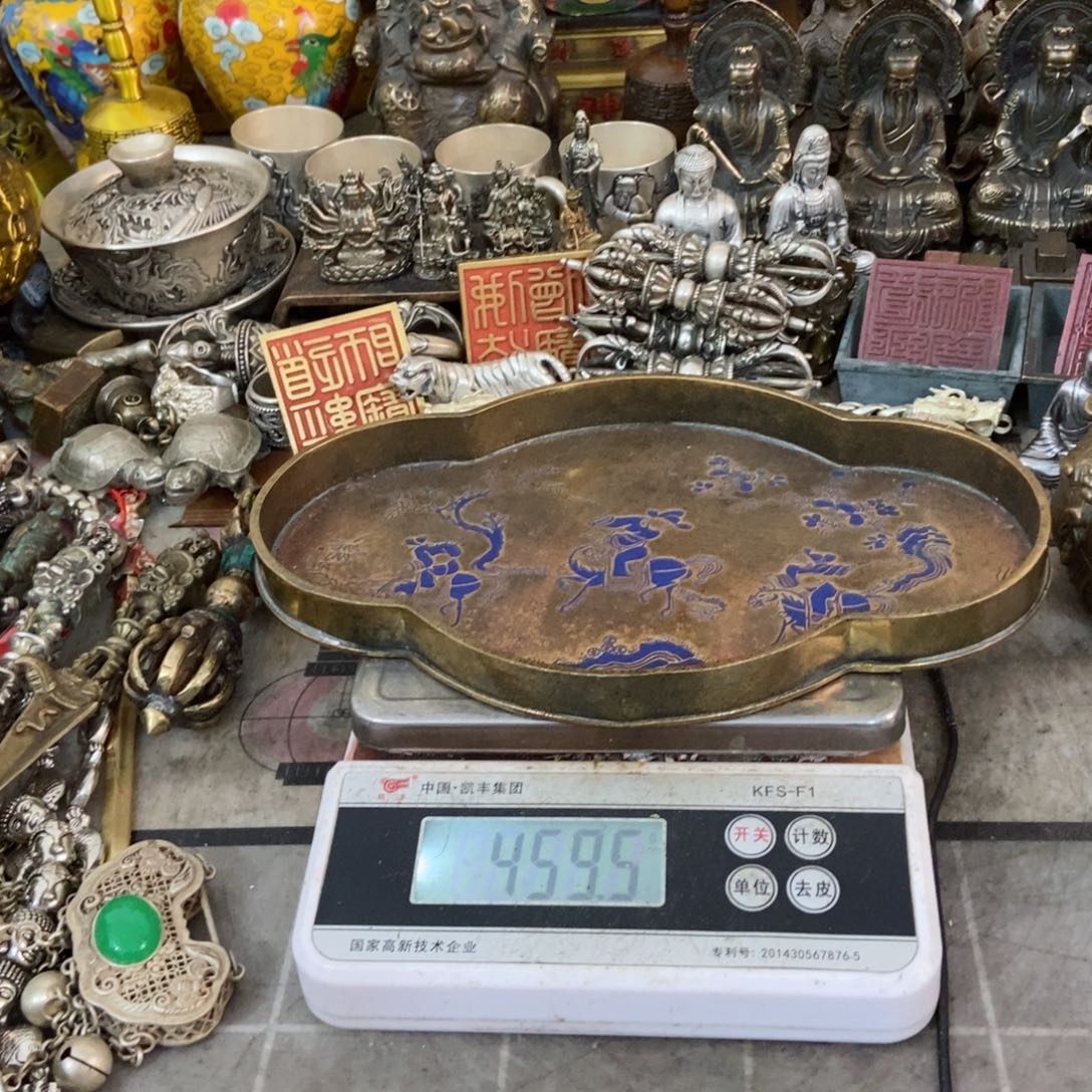 校园荒唐摆件老杨黄铜。