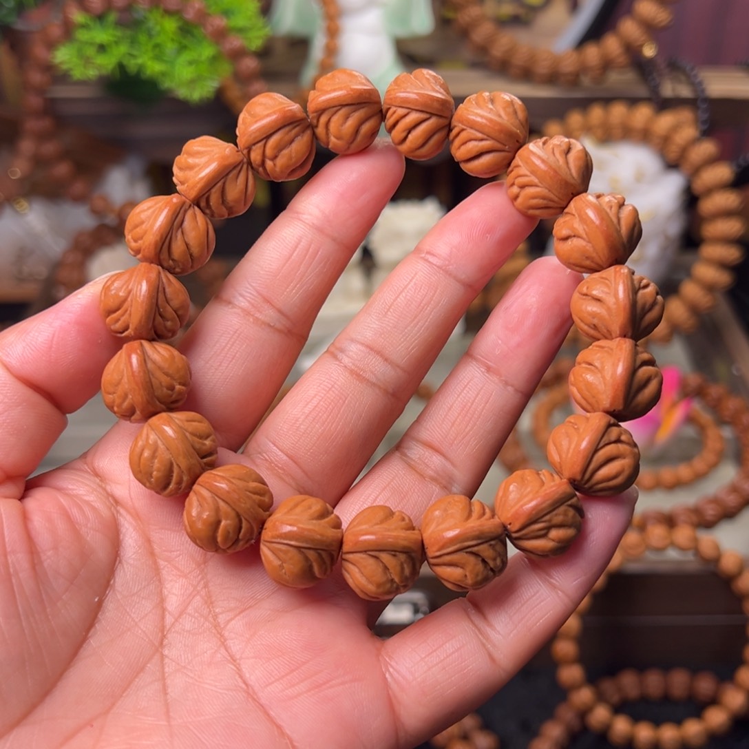 桃核手串玉脊龙手串16