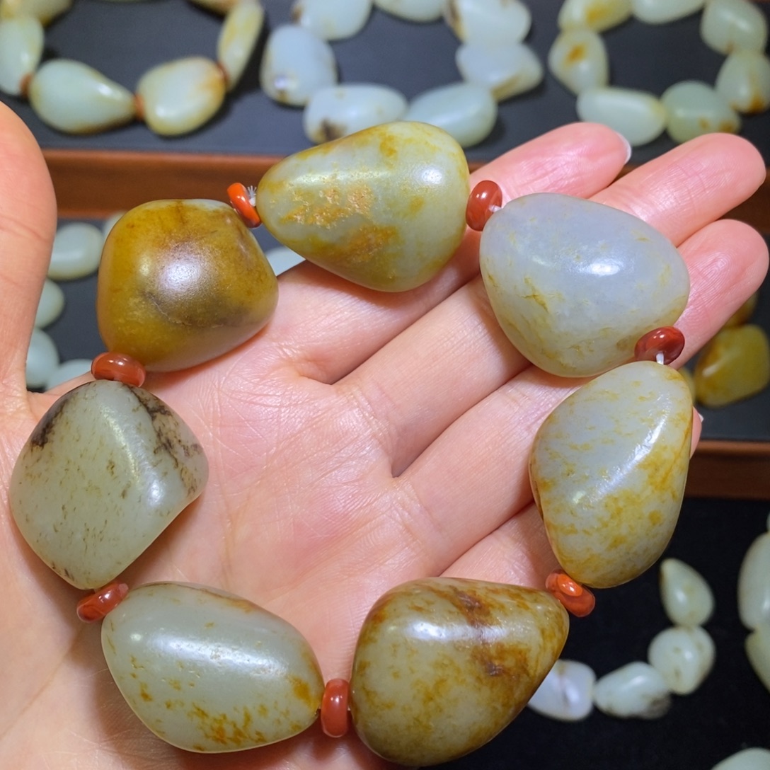 和田玉未镶嵌手链