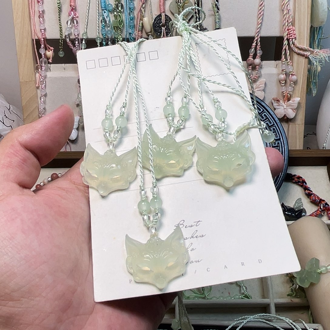 蛇纹石玉合金颈饰