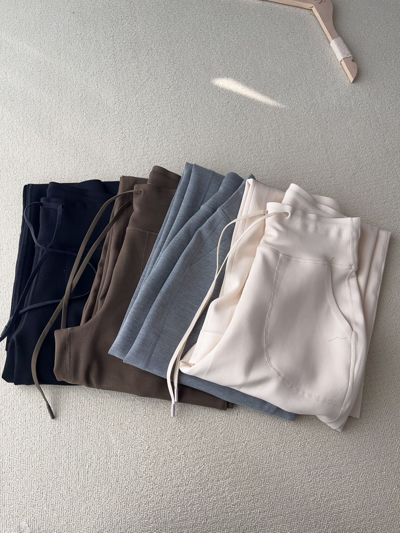 财家甄选 砂洗抽绳直筒阔腿裤