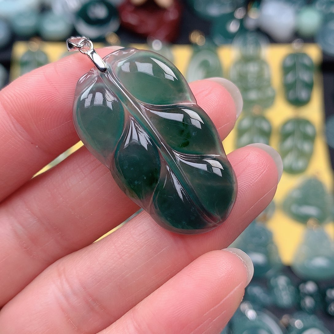 翡翠吊坠(不含链)未镶嵌吊坠