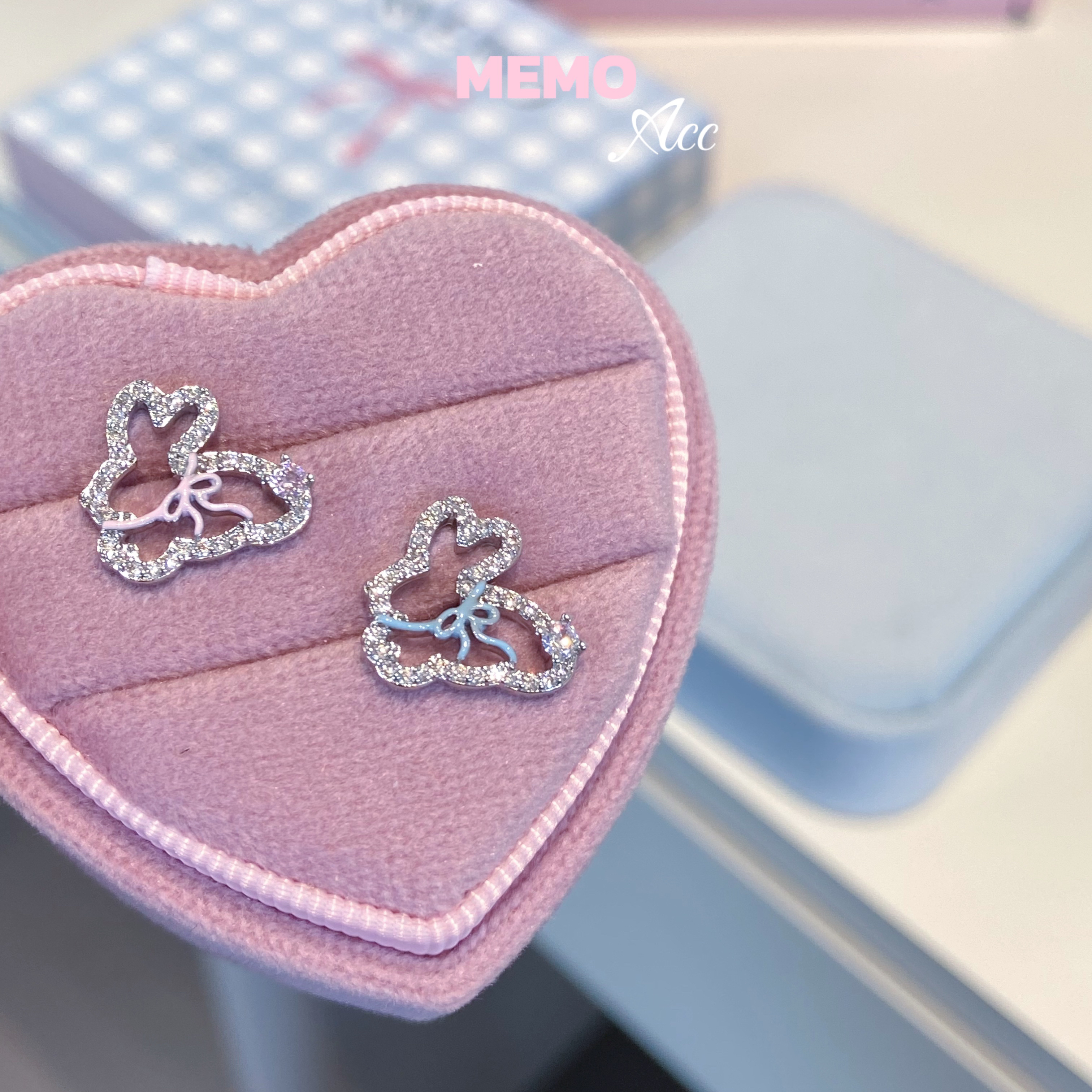 铜合金锆石耳饰 E509 奶油小兔 满钻蝴蝶结设计感钛钢耳骨钉耳钉 