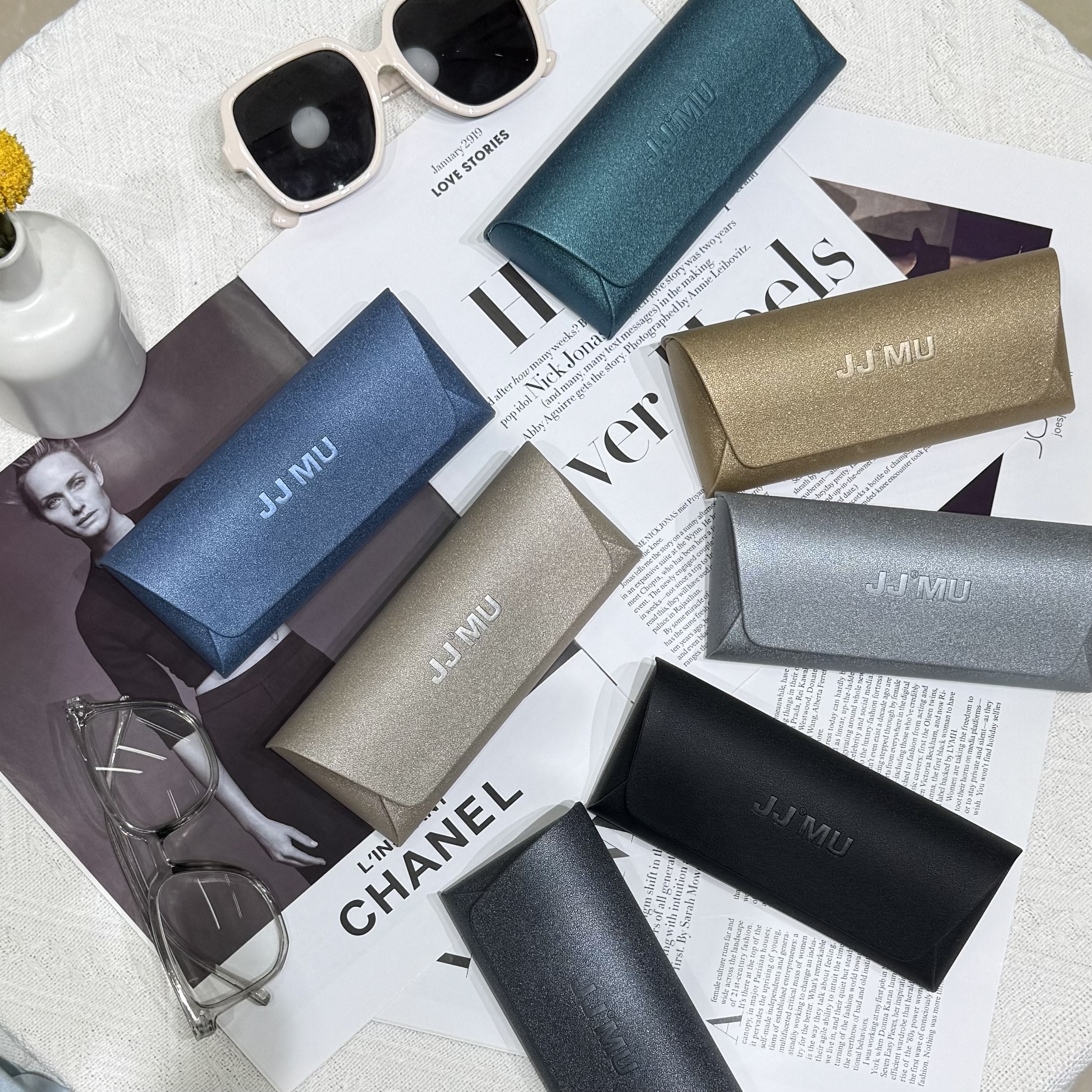 高级感便携抗压星辰大海太阳镜近视镜收纳盒男女通用