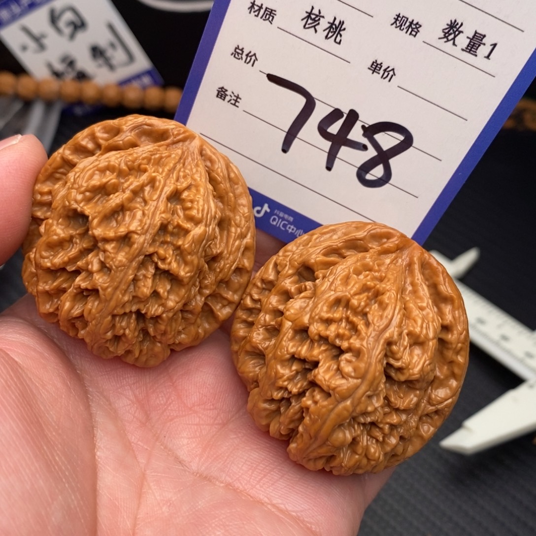 把件桃核粗筋44moy
