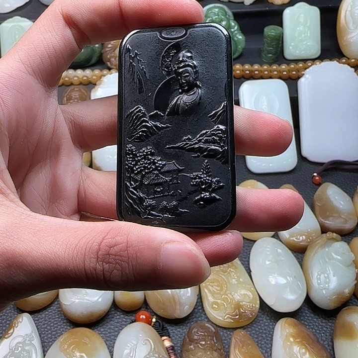 和田玉未镶嵌颈饰