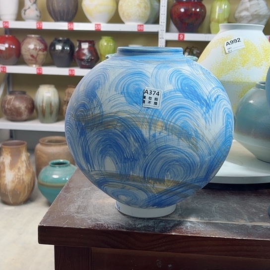 瓶高27口10。陶瓷花瓶摆件。374