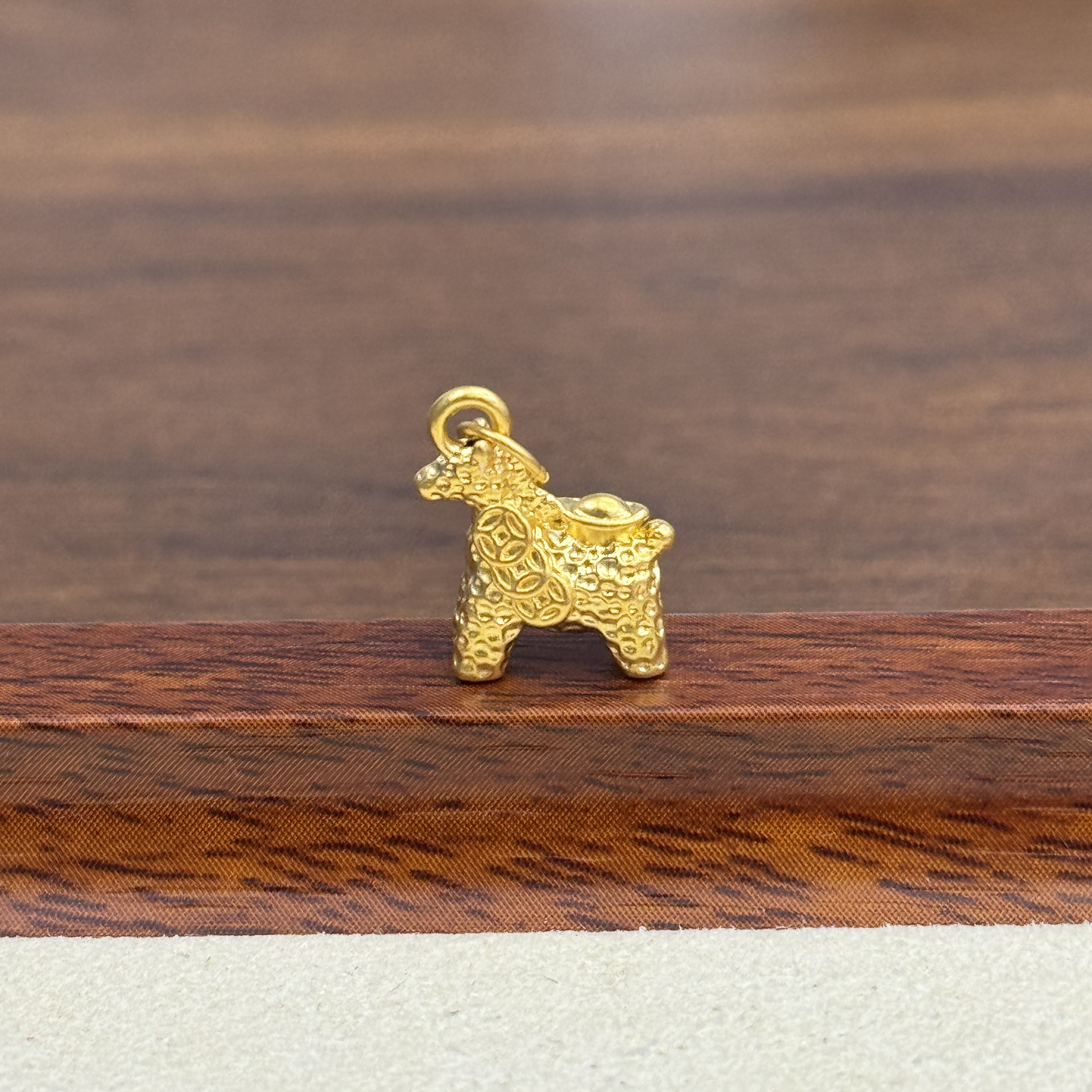 余金金臻选阁黄金足金999黄金小马DP1172-0330