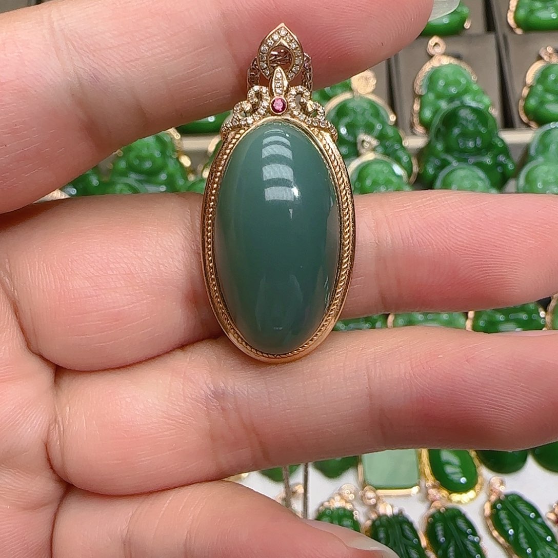 和田玉（碧玉）吊坠(不含链)18K金镶嵌