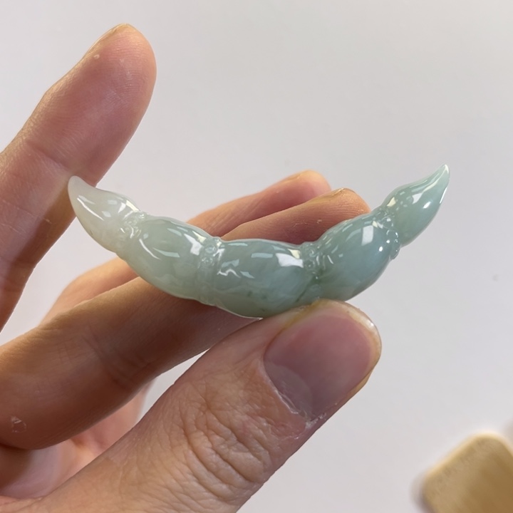 翡翠吊坠(赠链)未镶嵌代编织