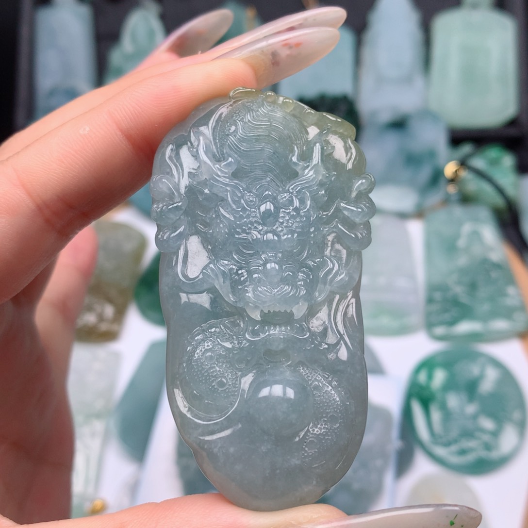 【闪购商品】翡翠颈饰未镶嵌?龙牌