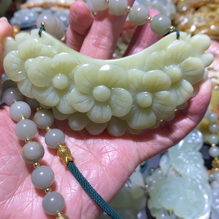 岫玉岫玉吊坠未镶嵌