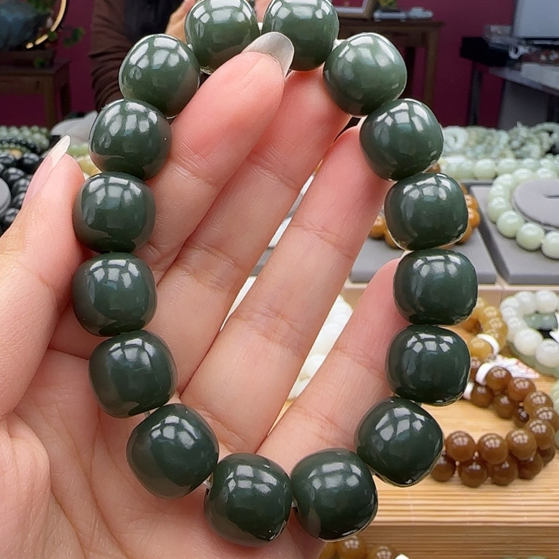 和田玉手链未镶嵌