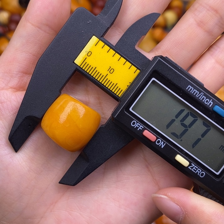 琥珀未镶嵌裸石蜜蜡M