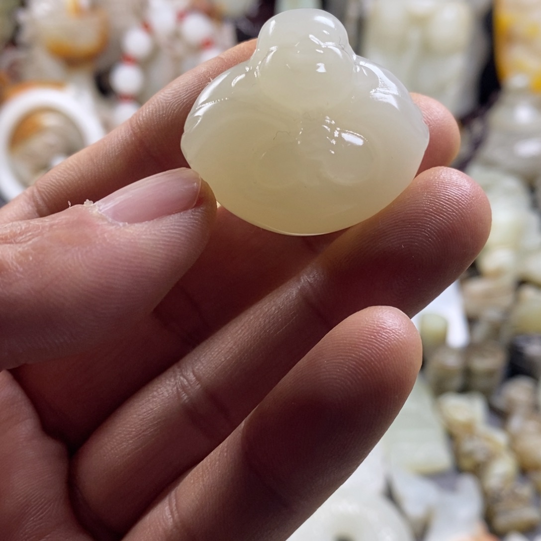 和田玉（糖玉）未镶嵌颈饰