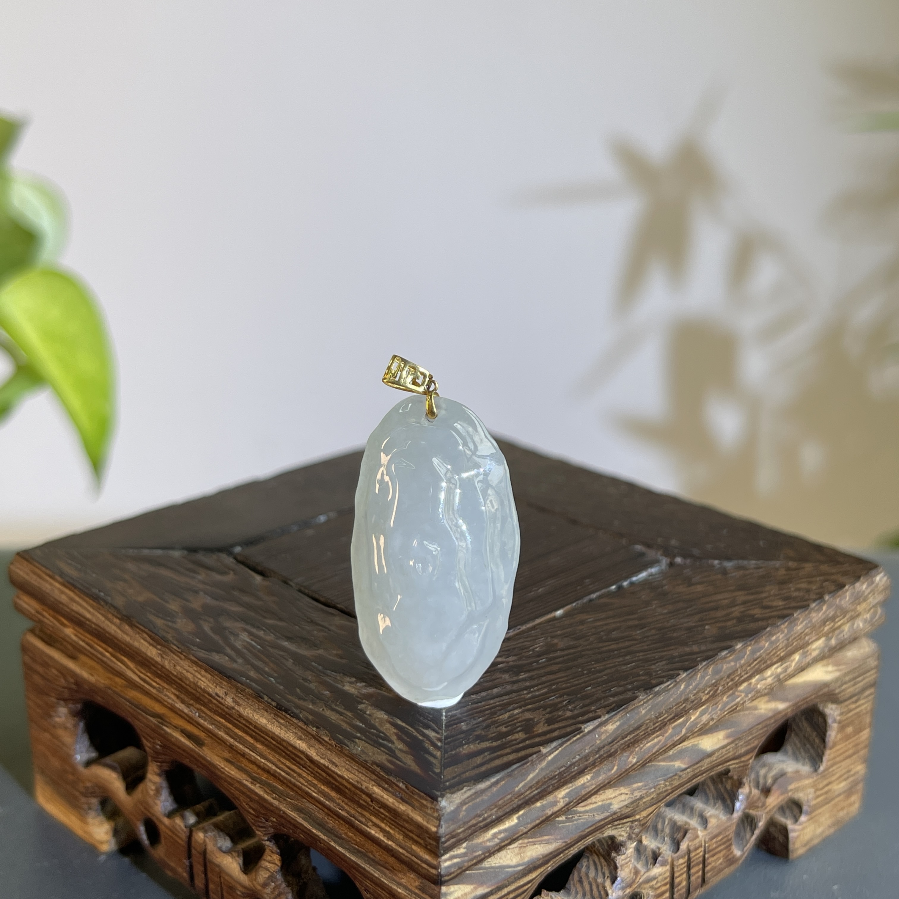 JTB09-36    18K金扣精品天然翡翠A货原石吊坠