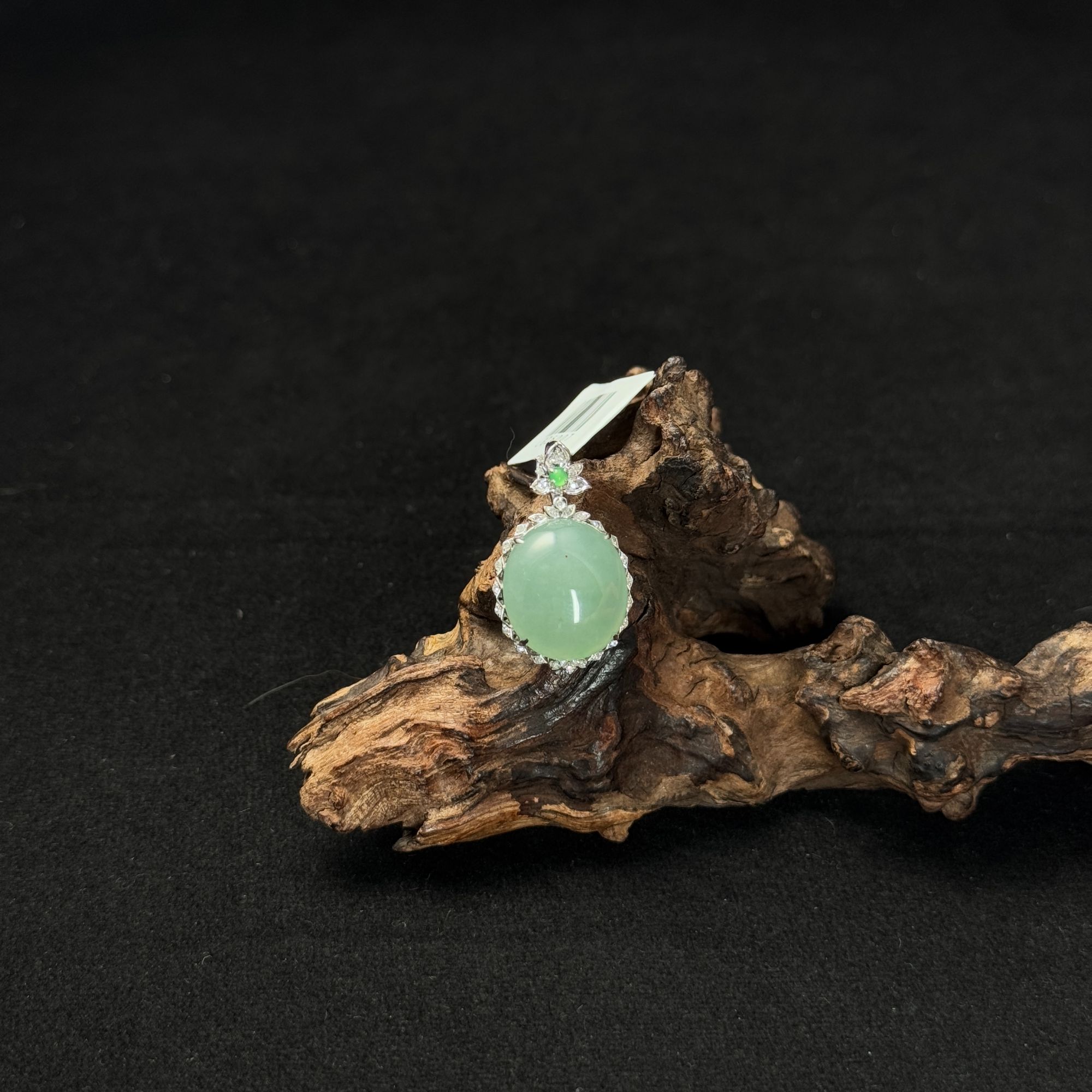 【诚翠拍品第九十五期午】翡翠59吊坠LGZ6007金