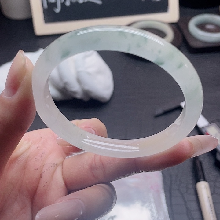 石英岩玉未镶嵌手镯17