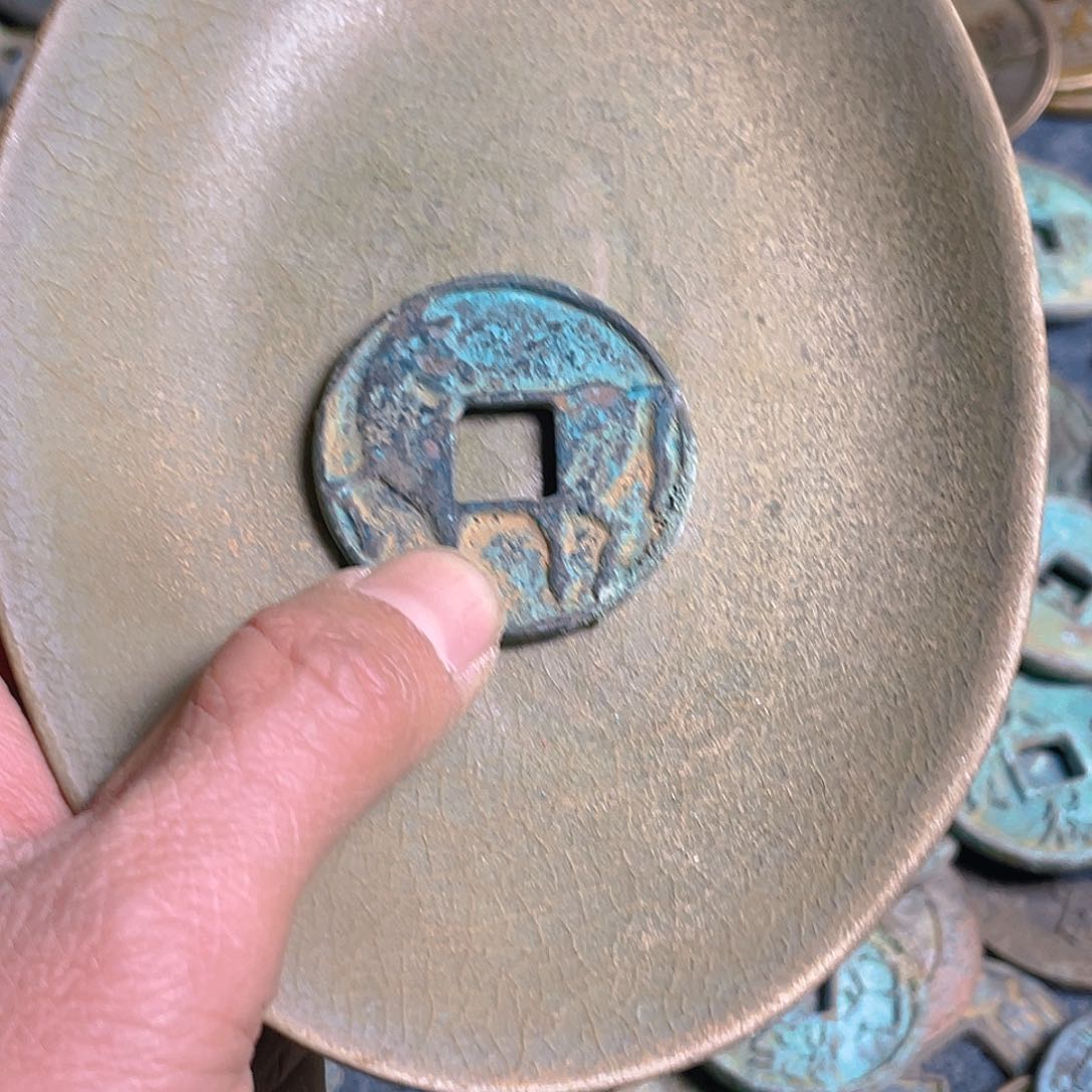 秋****叶坎坎坷坷过后还在坚持不懈奋斗吧