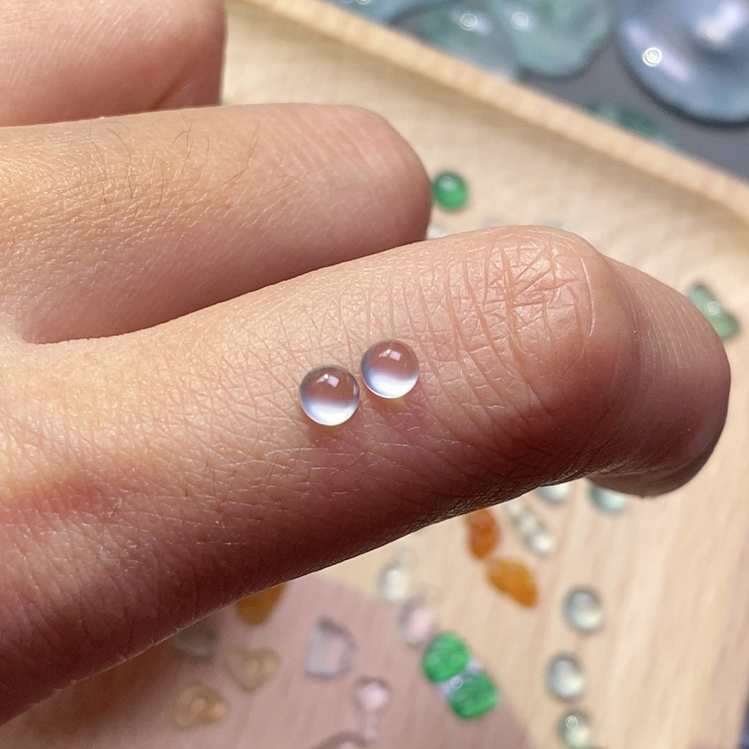 翡翠颈饰未镶嵌翡翠