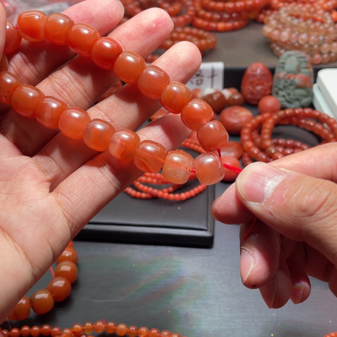 南红玛瑙手链未镶嵌
