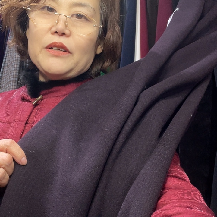 紫（241）号1.1米面料