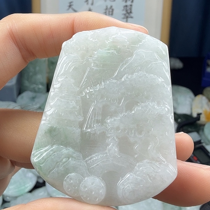 翡翠未镶嵌颈饰翡翠