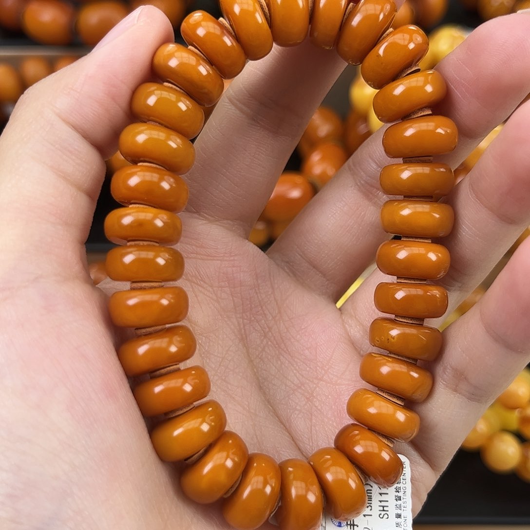 琥珀颈饰未镶嵌蜜蜡