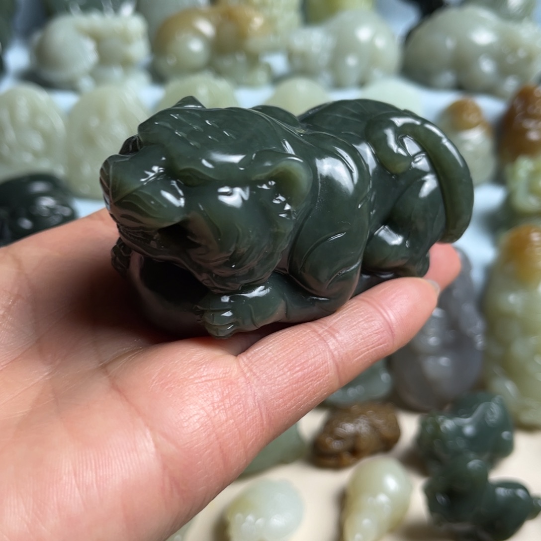 和田玉未镶嵌摆件