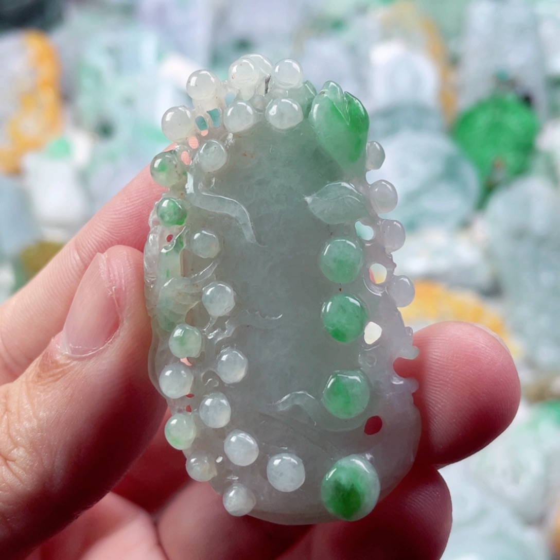 翡翠未镶嵌吊坠(不含链)