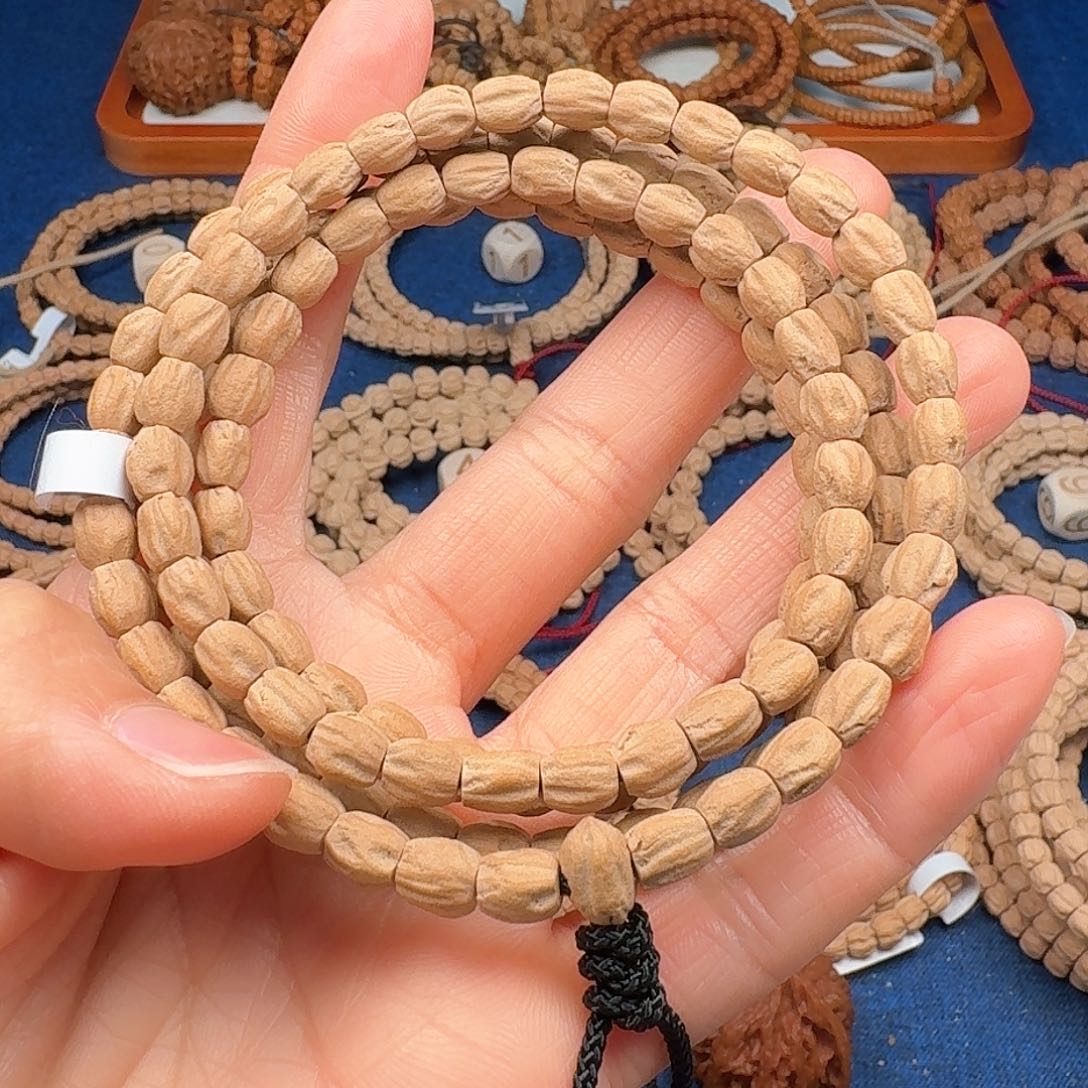 柏香籽/百香籽吊坠