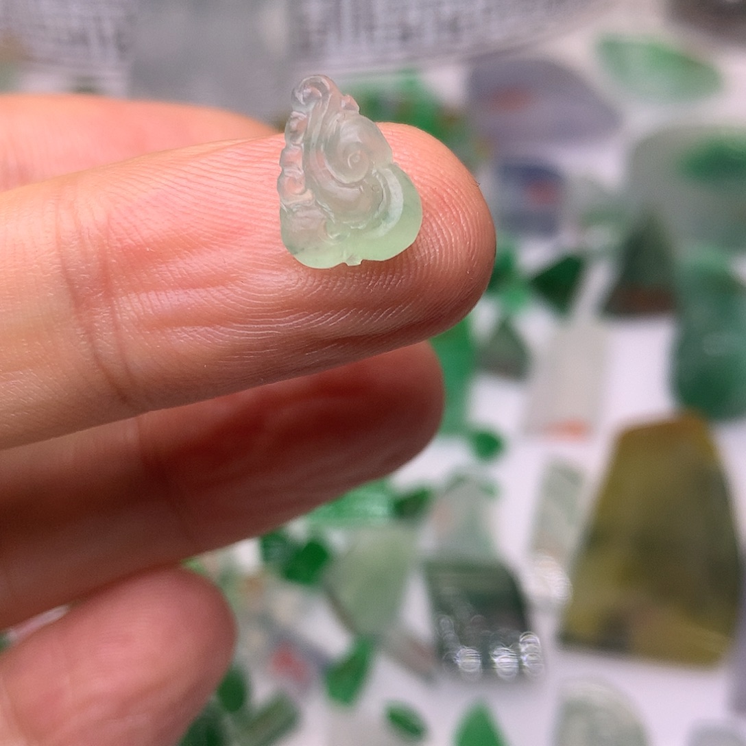 定制翡翠未镶嵌天然翡翠