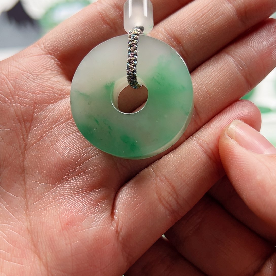 石英质玉吊坠(赠链)未镶嵌花**艺