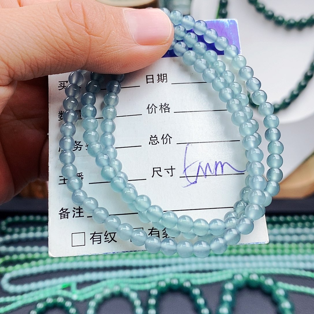 翡翠手链未镶嵌翡翠
