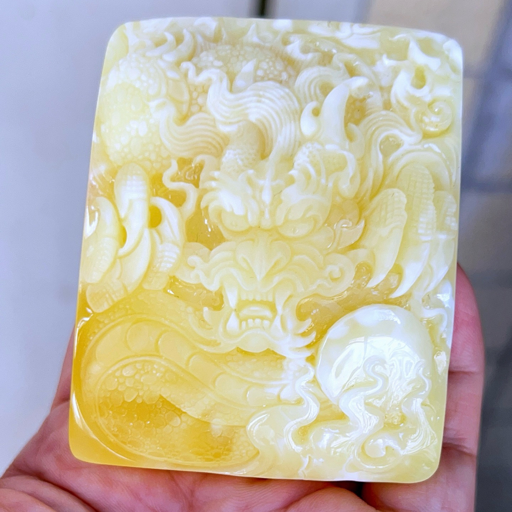 大师精雕瓷白花蜡无事牌