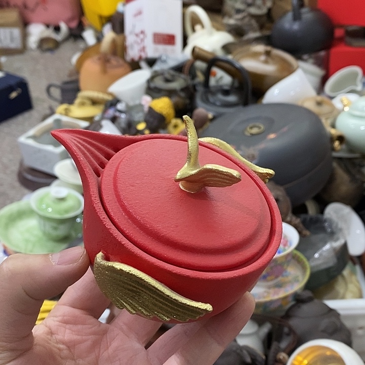 陶瓷艺术品及陶瓷制品