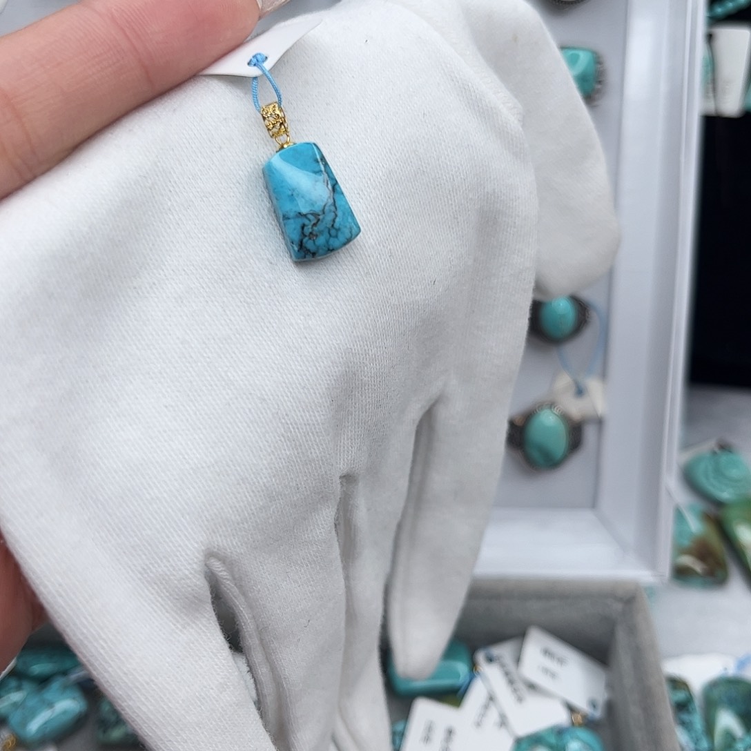 绿松石未镶嵌绿松石