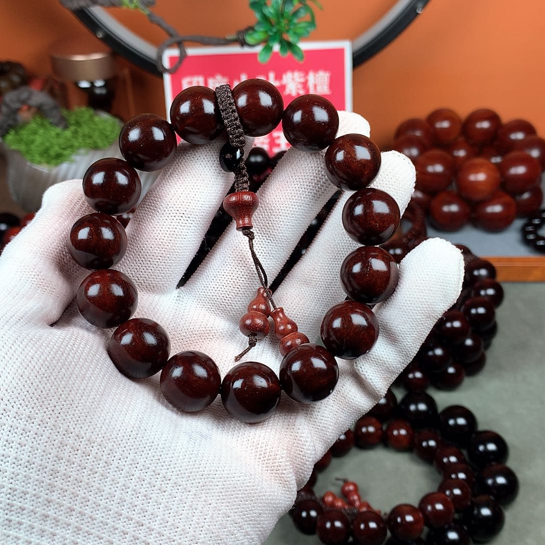 木小叶紫檀手串1.5尺寸