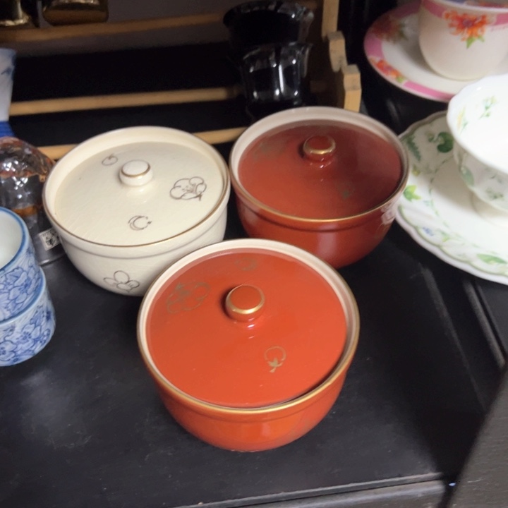 盖碗瓷器直播放漏中