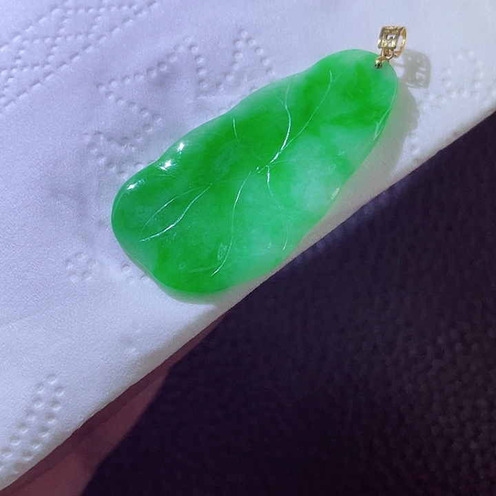 颈饰18K金镶嵌翡翠翡翠