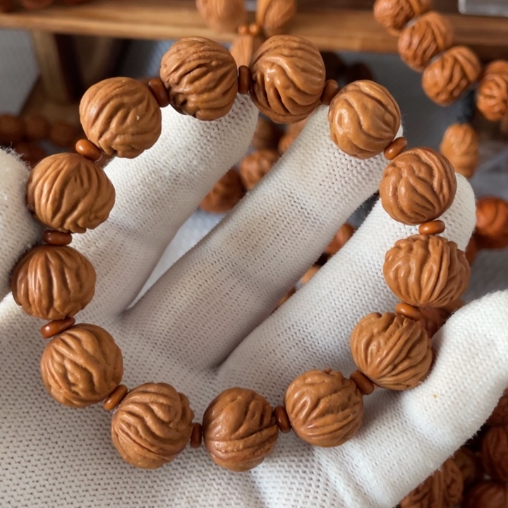 桃木?****本6号链接桃核手串一