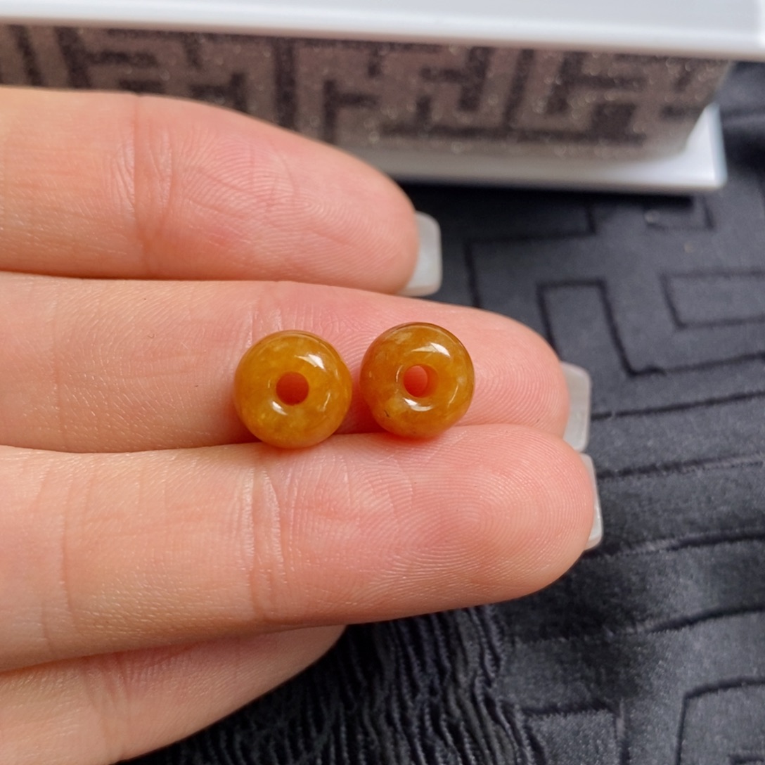 翡翠未镶嵌耳饰黄翡小鼓珠 可编手绳可做耳饰