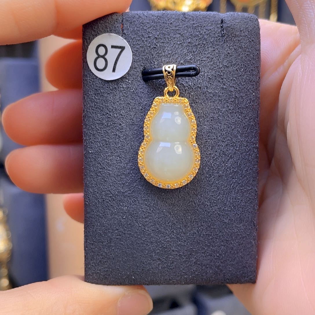 和田玉颈饰银S925镀金镶嵌