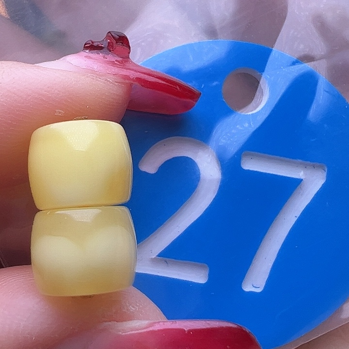 蜜蜡裸石未镶嵌9mm 精工直切