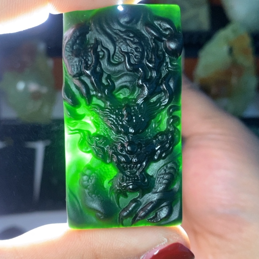 【闪购商品】蛇纹石玉颈饰未镶嵌