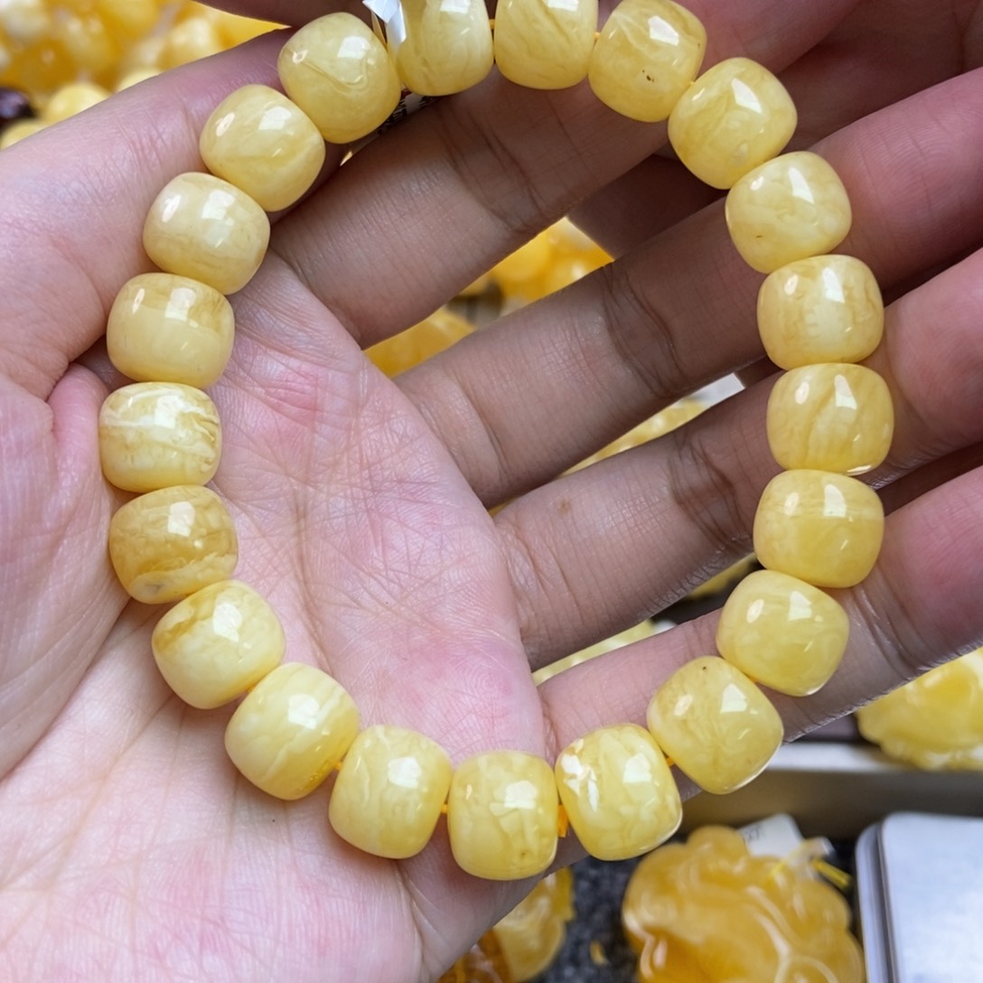 蜜蜡珠宝奇石未镶嵌80