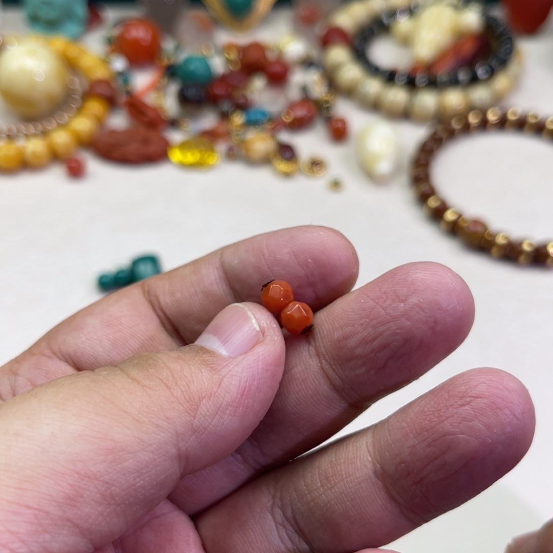 南红玛瑙未镶嵌珠宝奇石