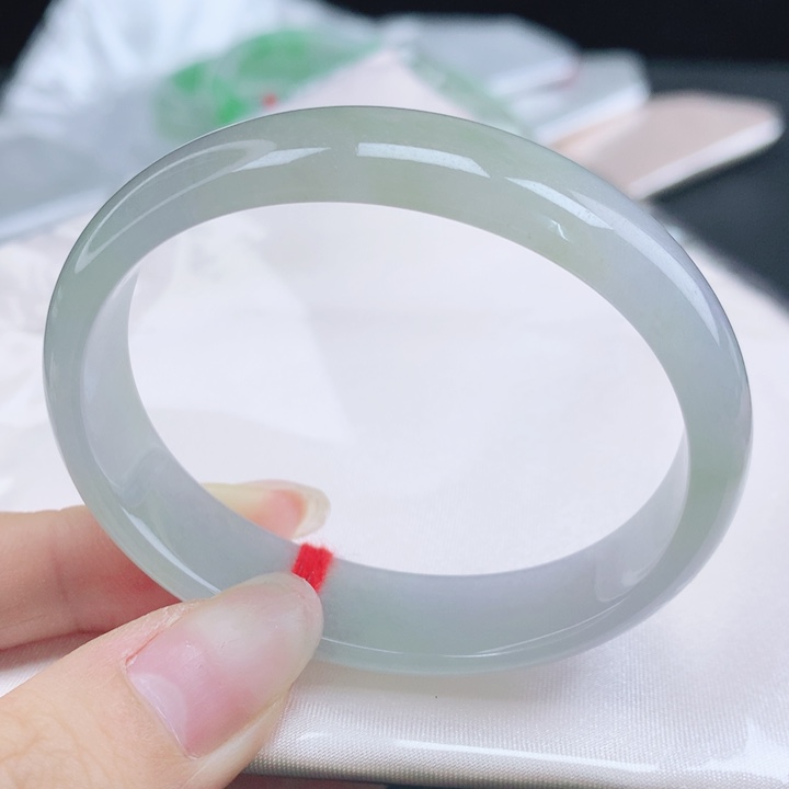 翡翠未镶嵌手镯缅甸54.4冰润浅春彩贵妃