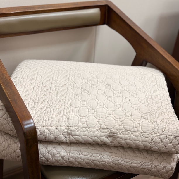 49065 暮光之城卡其色棉水洗绗缝床盖三件套 夹棉双面可用